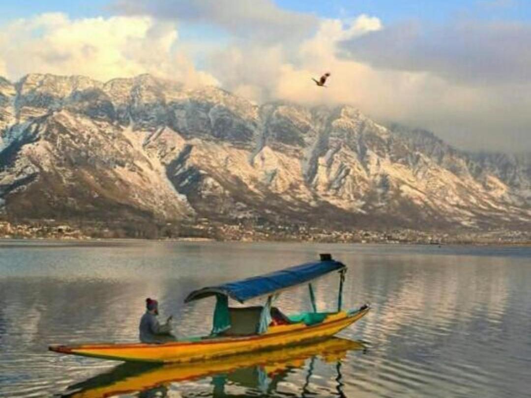 New Lakes Crown Group Of Houseboats Srīnagar Esterno foto